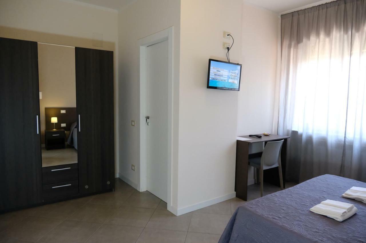 B&B Grandangolo Preturo Luaran gambar